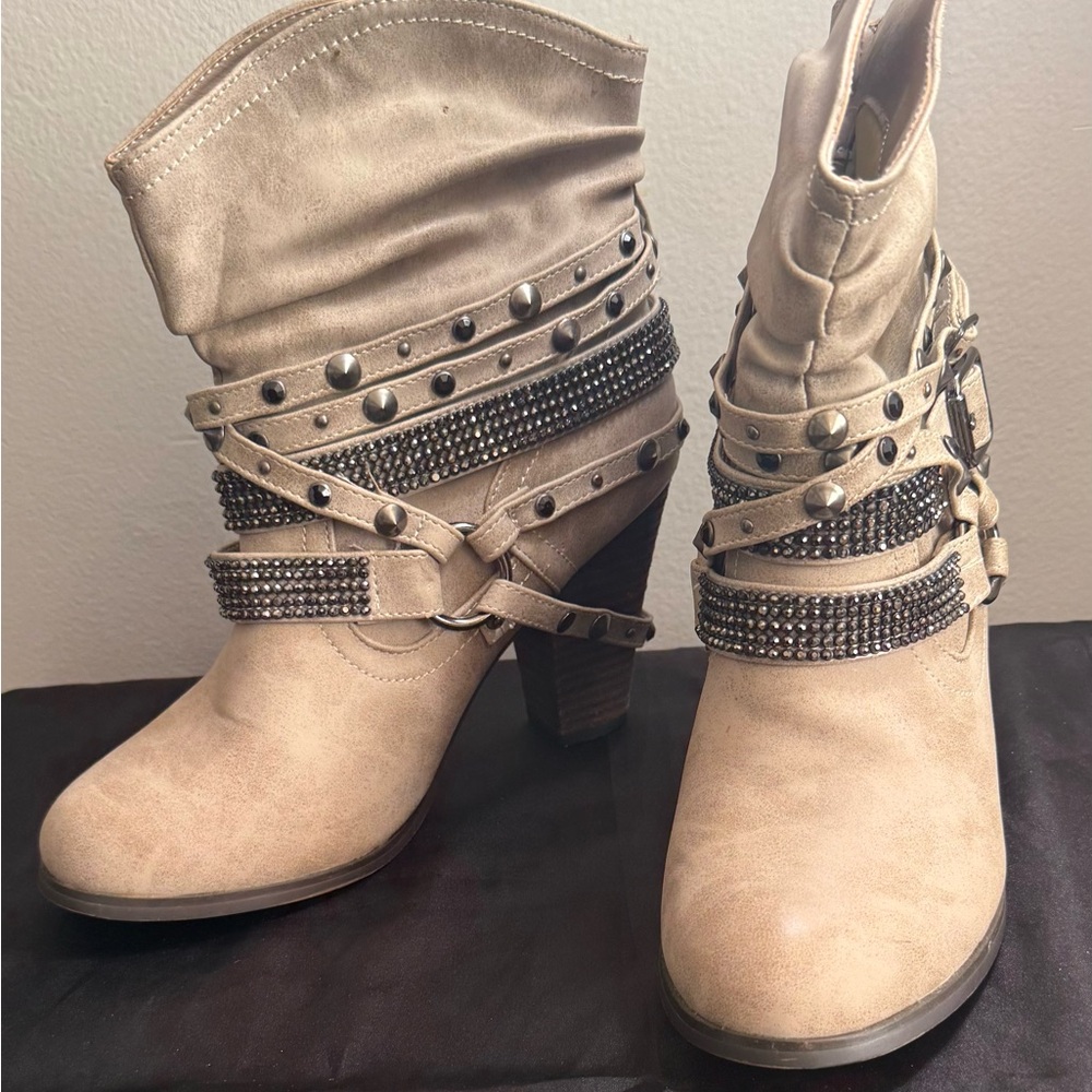 CHARLESTON SHOE CO. Beige Studded Heeled Boots